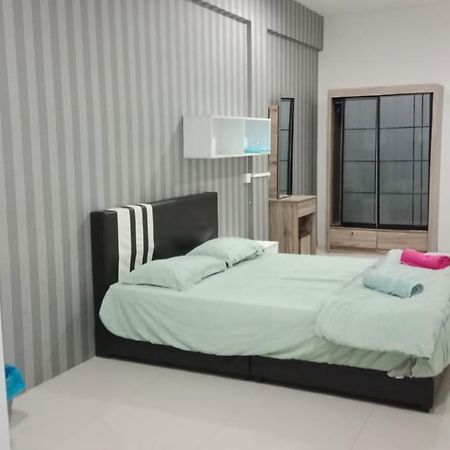 Antz Village Studio Кампар Экстерьер фото